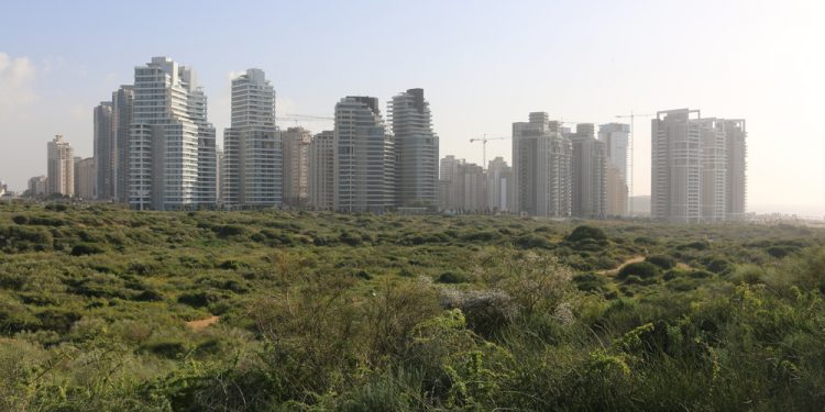 נתניה – גוש 8244 – חלקה 11